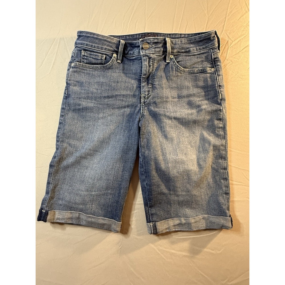 Ladies NYDJ Briella Size 8 Jean Shorts Lift Tuck Blue Denim